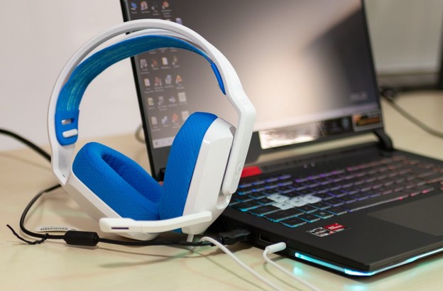 Logitech G335: Širenje Color kolekcije