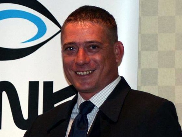 Pevec dobiva Microsoft SharePoint i Microsoft Exchange