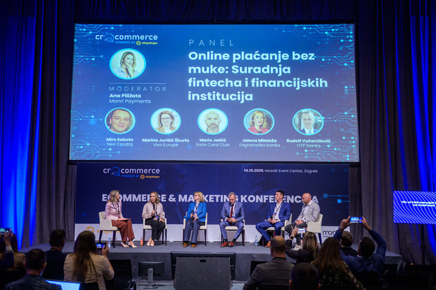 Umjetna inteligencija u online prodaji Umjetna inteligencija u online prodaji