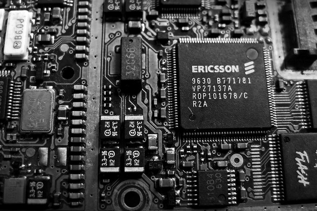 Ericsson plaća milijardu dolara zbog podmićivanja Ericsson plaća milijardu dolara zbog podmićivanja