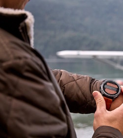 Garminov pilotski pametni sat s inReach tehnologijom