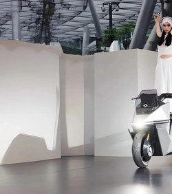 Samobalansirajući e motocikl kreće u serijsku proizvodnju