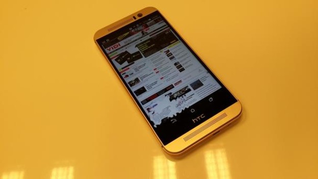 Besplatna zamjena razbijenog HTC One M9 Besplatna zamjena razbijenog HTC One M9