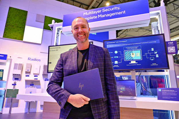 Intel i HP zajedno rade AI laptope