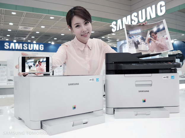 Prvi laserski printer u boji s NFC-om Prvi laserski printer u boji s NFC-om