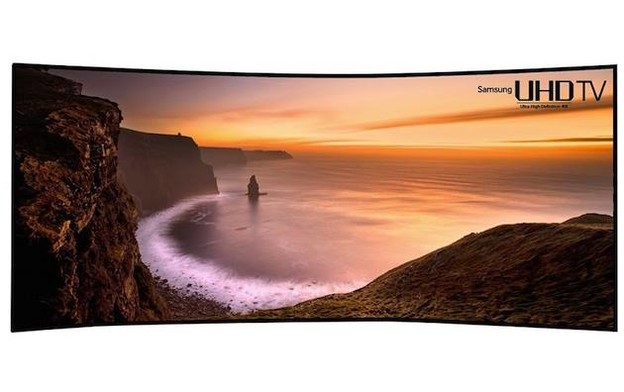 Samsungov zakrivljeni 105-inčni UHD TV odgovor Samsungov zakrivljeni 105-inčni UHD TV odgovor
