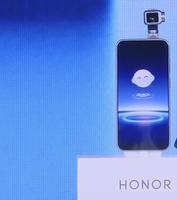 VIDEO: Honor predstavio Robot Phone