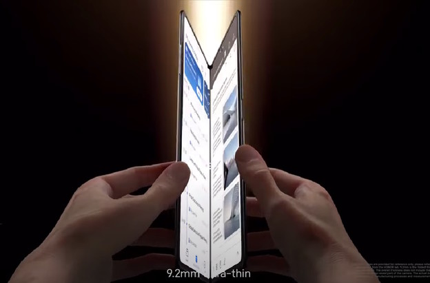 VIDEO: Najtanji preklopni telefon na svijetu VIDEO: Najtanji preklopni telefon na svijetu