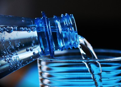 Mikroplastika je kemijski aktivna i biološki opasna